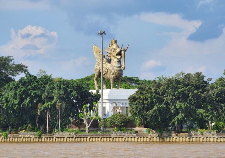 Daftar 5 UMK Tertinggi di Kalimantan Timur Tahun 2025, Kutai Kartanegara Masuk Lima Besar. (Ist)