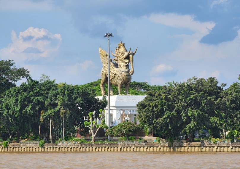 Daftar 5 UMK Tertinggi di Kalimantan Timur Tahun 2025, Kutai Kartanegara Masuk Lima Besar. (Ist)